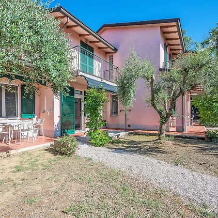 Apartment La Rocca-2 By Interhome