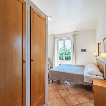 Lägenhet La Rocca-2 By Interhome *