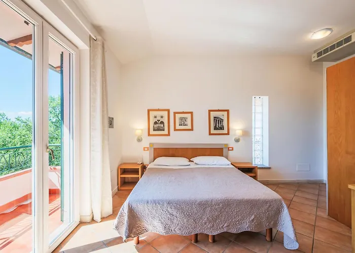 La Rocca-2 By Interhome